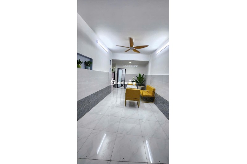 Cần bán nhà phố Q7 sổ riêng không quy hoạch giá rẻ